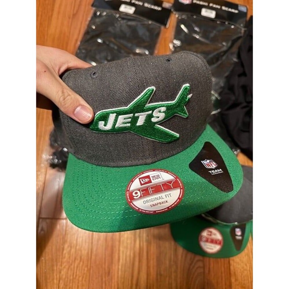 Men’s New Era 9Fifty New York Jets Gray & Green Throwback Logo Snapback Hat NWT
